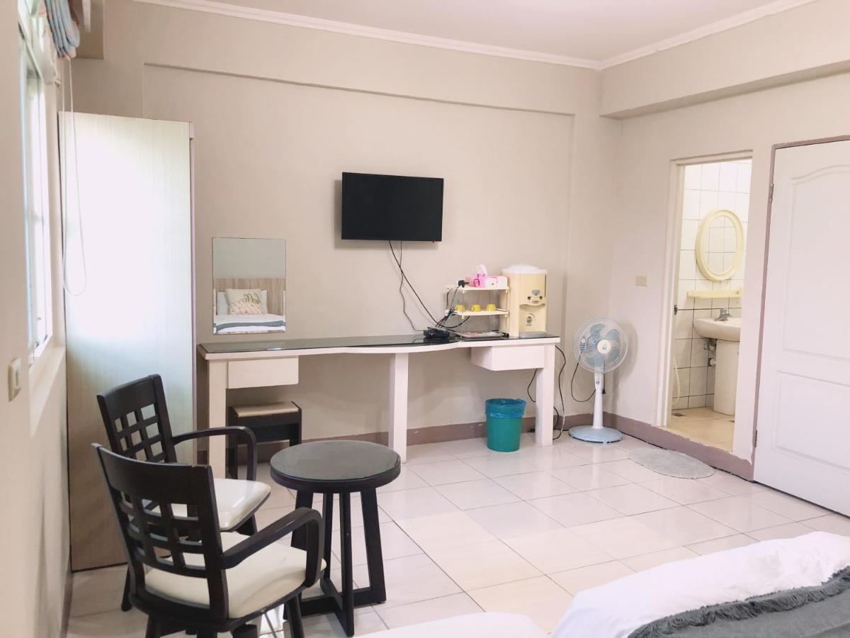 Chia Yun Homestay Luodong Exterior foto