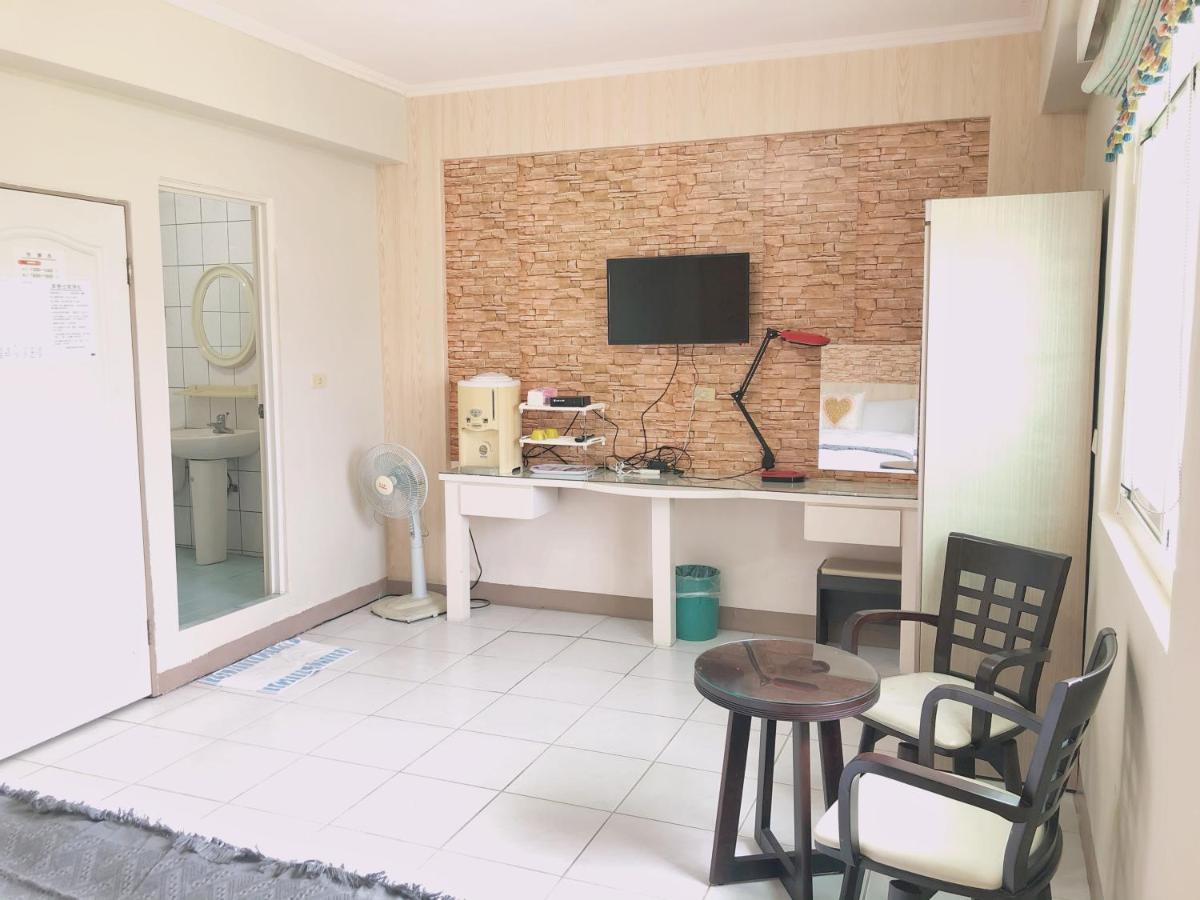Chia Yun Homestay Luodong Exterior foto
