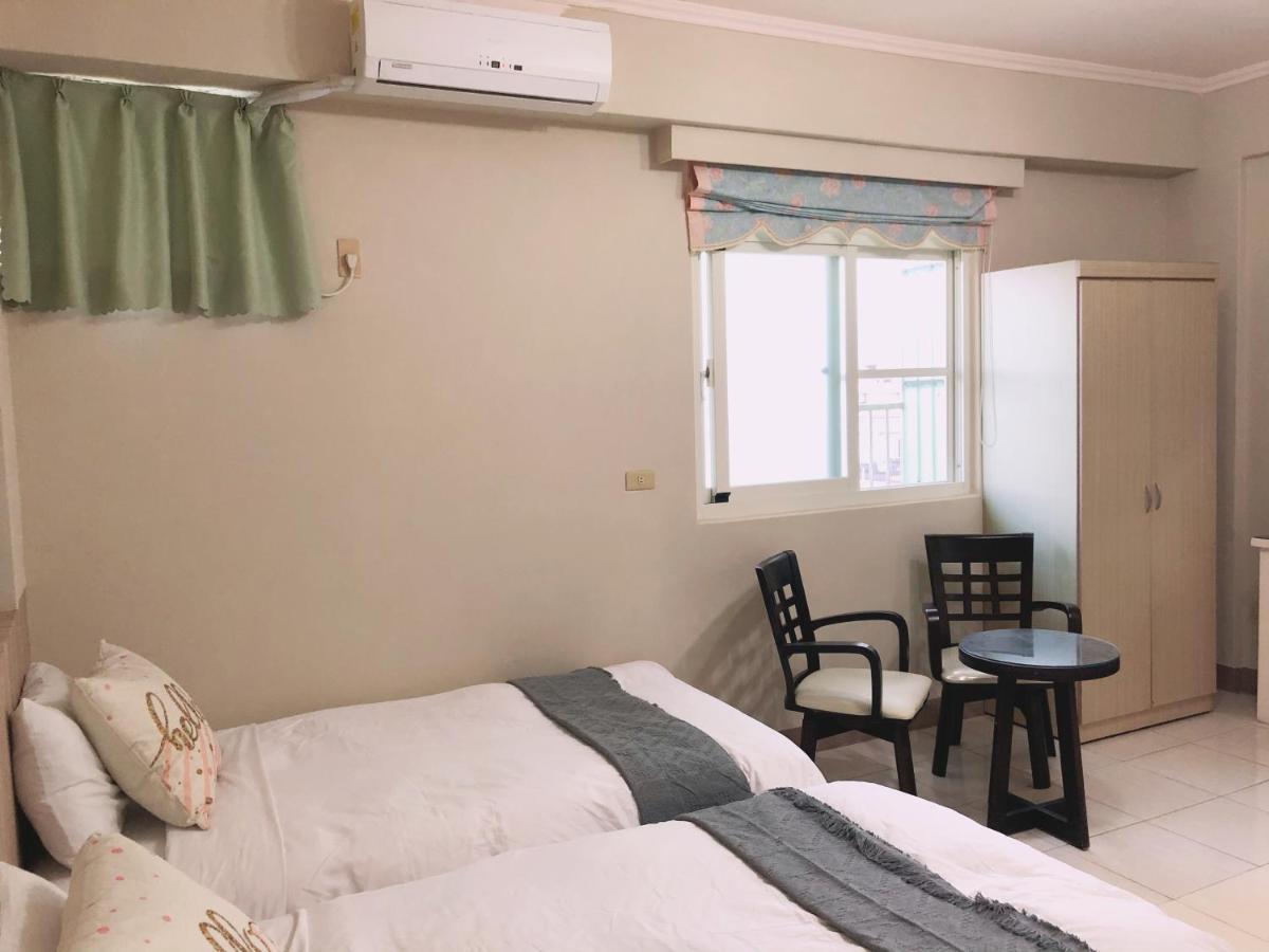 Chia Yun Homestay Luodong Exterior foto